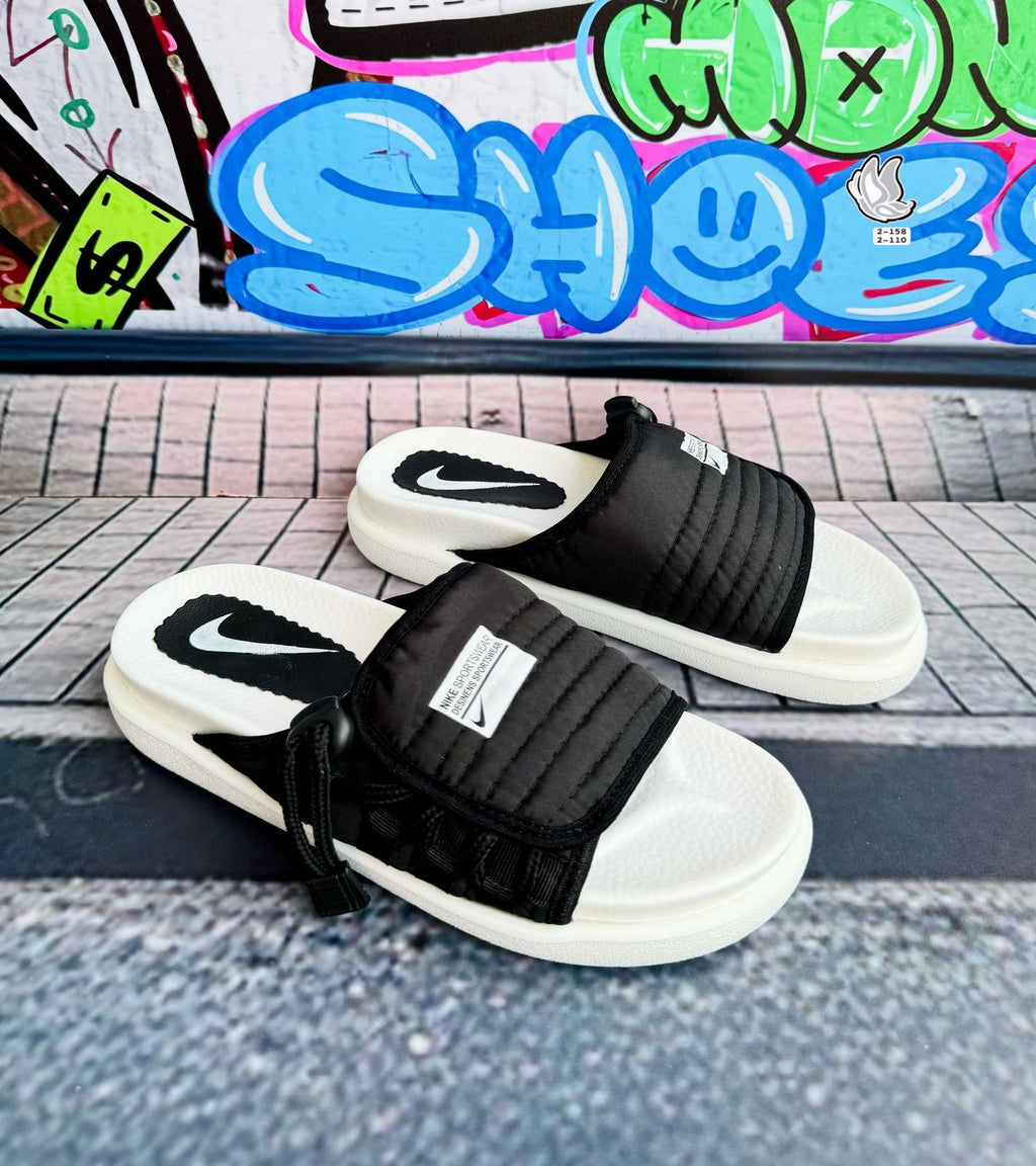 CHILA NIKE CHANCLAS